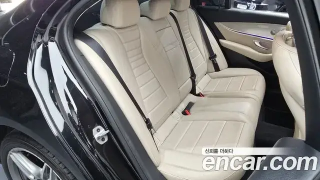 Mercedes-Benz E-Class, 2018