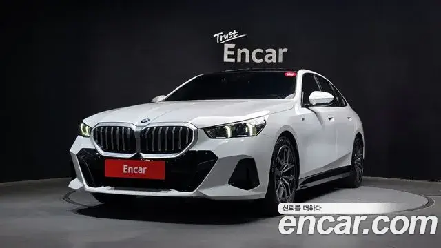 BMW 5 Series, 2024