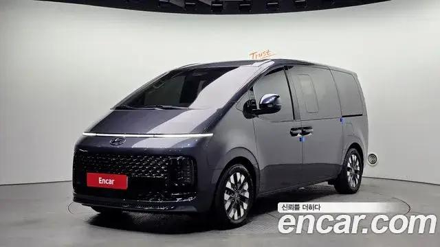Hyundai Staria, 2022
