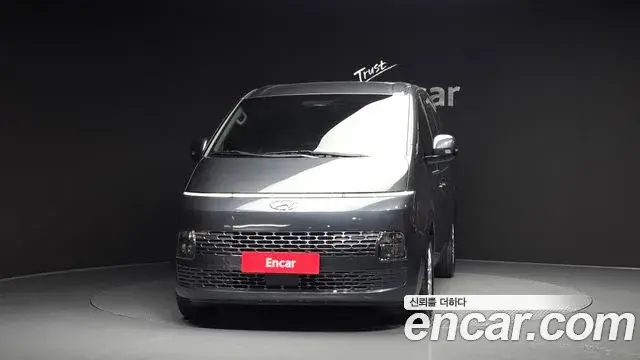 Hyundai Staria, 2022