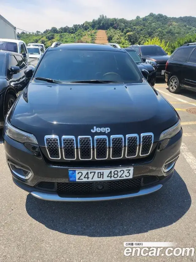 Jeep Cherokee, 2021