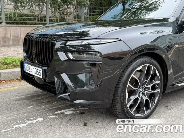 BMW X7, 2025