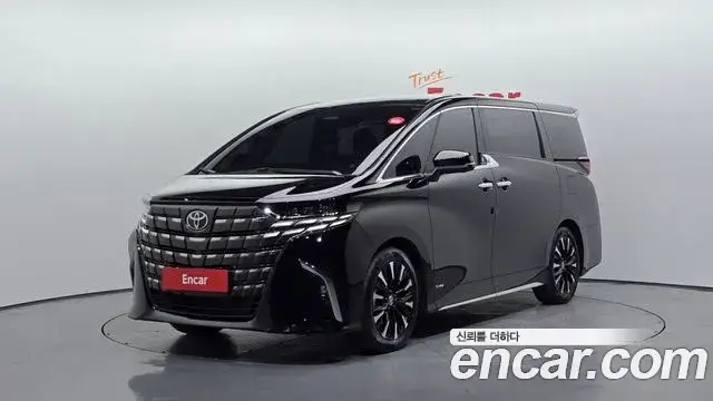 Toyota Alphard, 2024