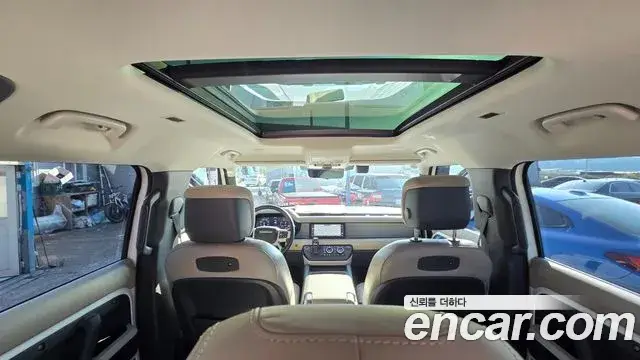 Land Rover Defender, 2021