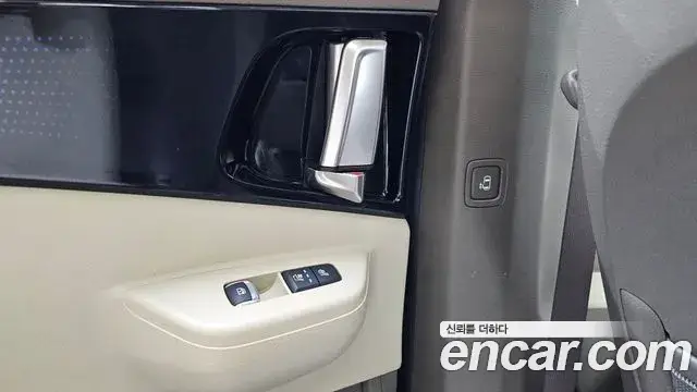 Kia Carnival, 2025