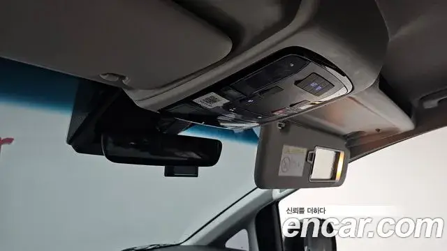 Hyundai Staria, 2025