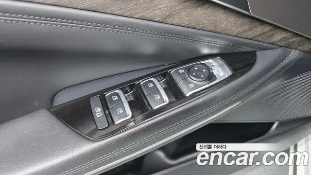 Kia K8, 2022
