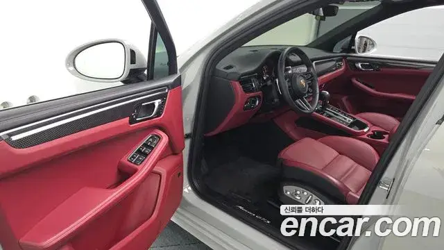 Porsche Macan, 2023