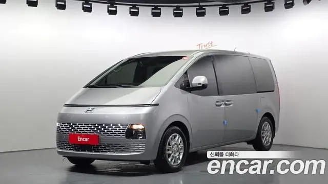 Hyundai Staria, 2023