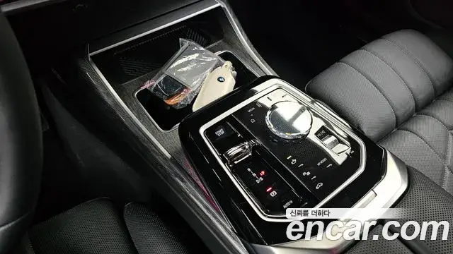 BMW i7, 2025