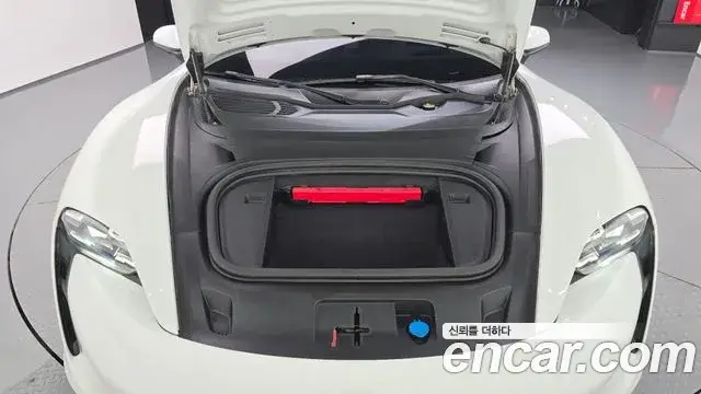 Porsche Taycan, 2021