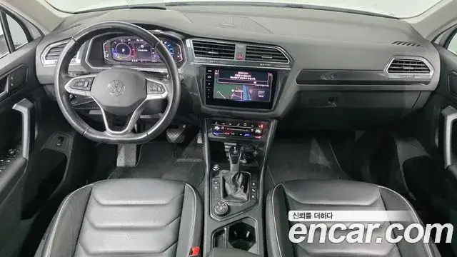 Volkswagen Tiguan, 2022