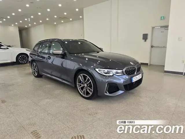BMW 3 Series, 2022