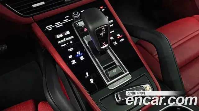Porsche Cayenne, 2023