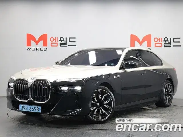 BMW i7, 2023