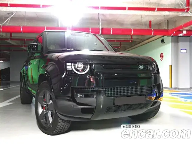 Land Rover Defender, 2026