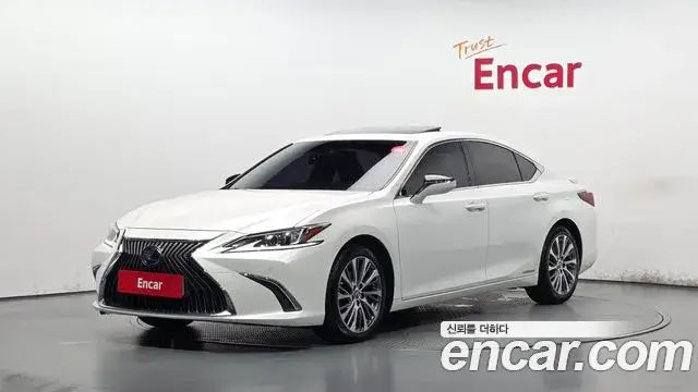 Lexus ES300h, 2019