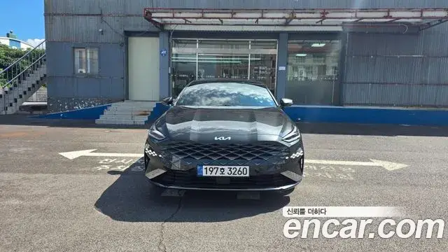 Kia K8, 2022