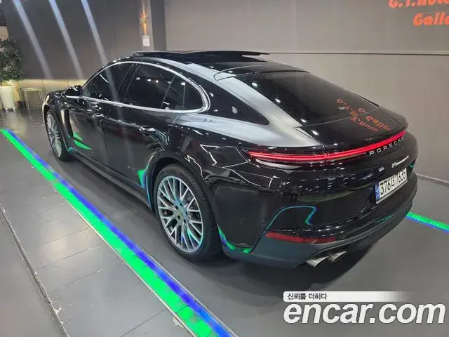 Porsche Panamera, 2024