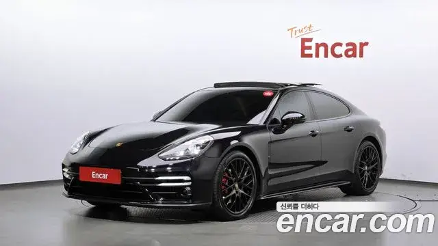 Porsche Panamera, 2021