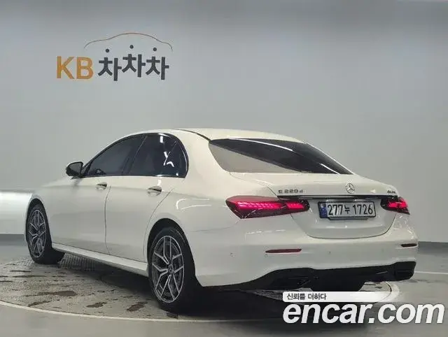 Mercedes-Benz E-Class, 2023