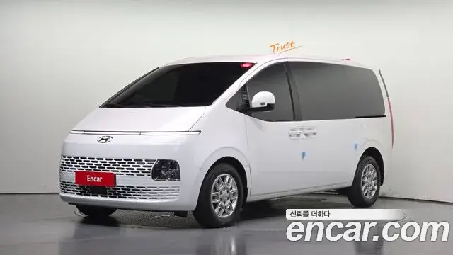 Hyundai Staria, 2023