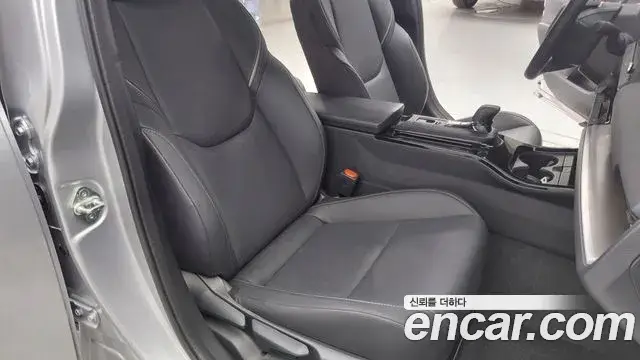 Toyota Prius, 2024