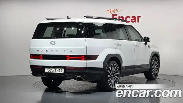 Hyundai Santa Fe, 2025