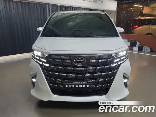 Toyota Alphard, 2025