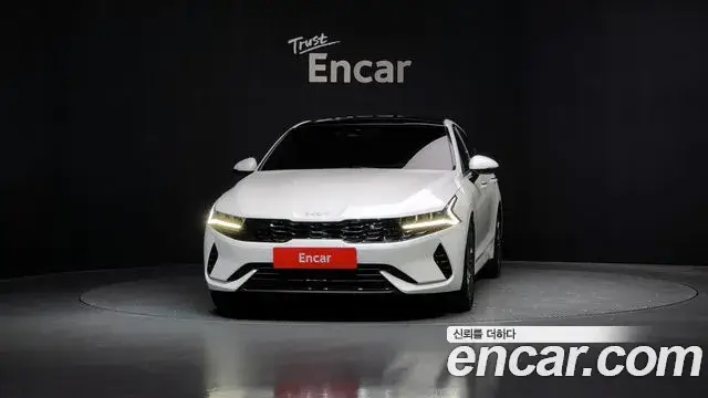 Kia K5, 2021