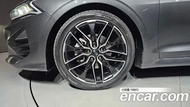 Kia K5, 2021