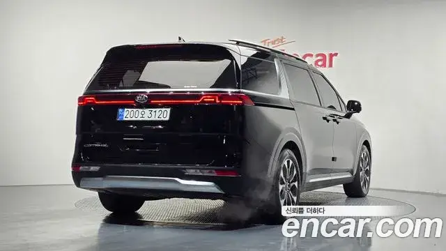 Kia Carnival, 2021
