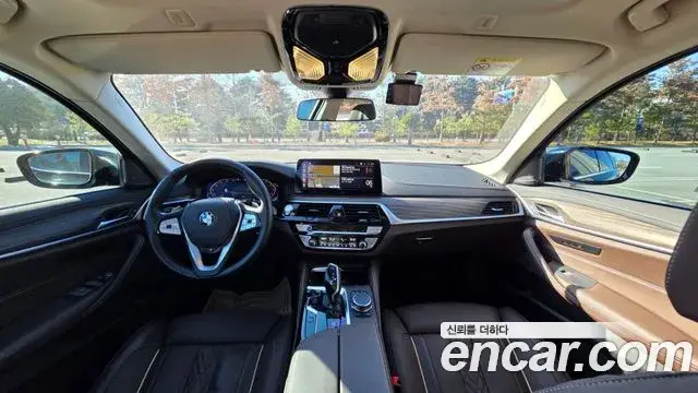 BMW 5 Series, 2023