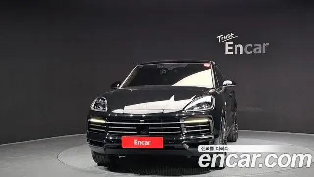 Porsche Cayenne, 2023