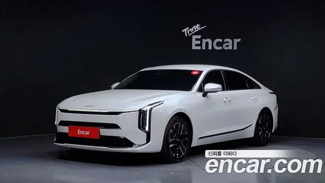 Kia K8, 2025