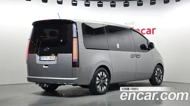 Hyundai Staria, 2021