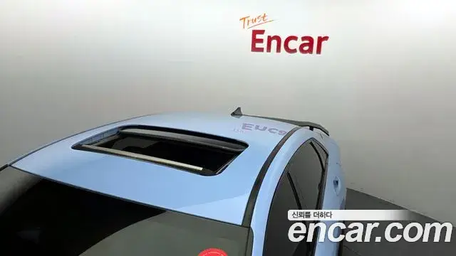 Hyundai The New Avante Hybrid, 2022
