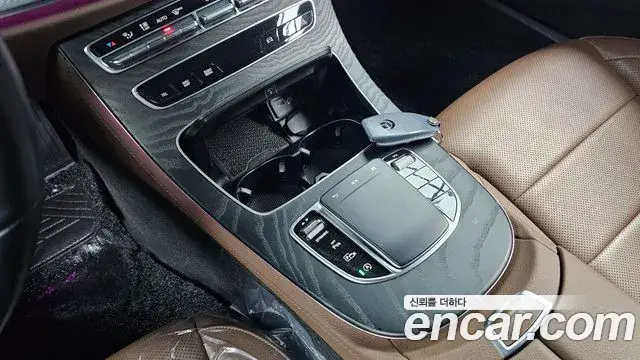 Mercedes-Benz E-Class, 2021