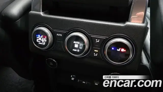 Land Rover Discovery 5, 2018