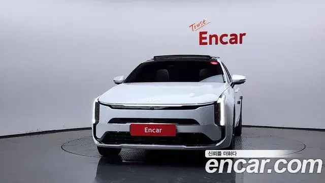 Kia K8, 2025
