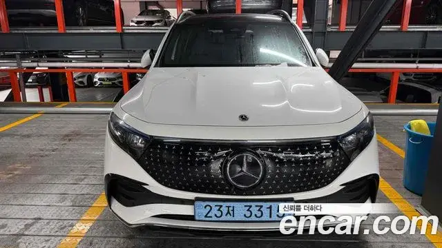 Mercedes-Benz EQB, 2025