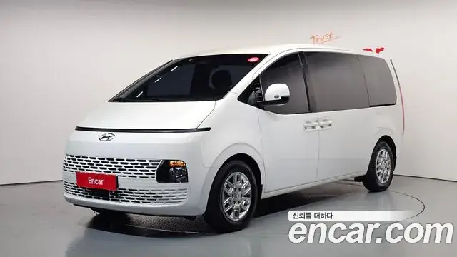 Hyundai Staria, 2023
