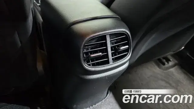 Hyundai The New Avante Hybrid, 2021