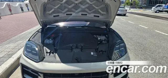 Porsche Cayenne, 2024