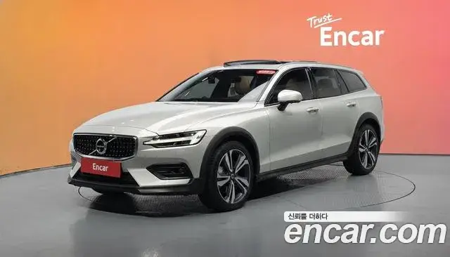 Volvo V60 Cross Country, 2020
