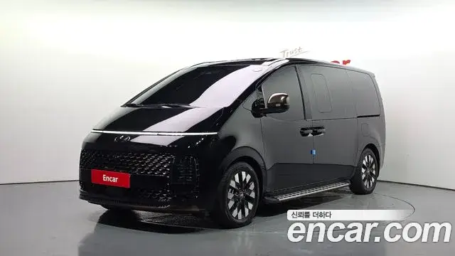 Hyundai Staria, 2025