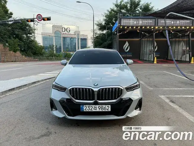 BMW 5 Series, 2025