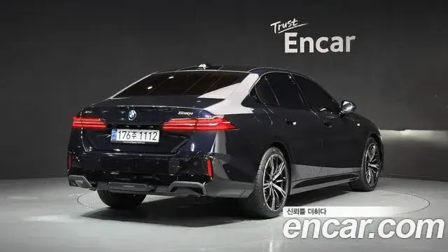 BMW 5 Series, 2025