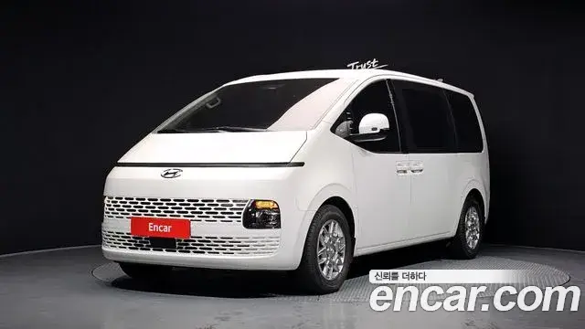 Hyundai Staria, 2021