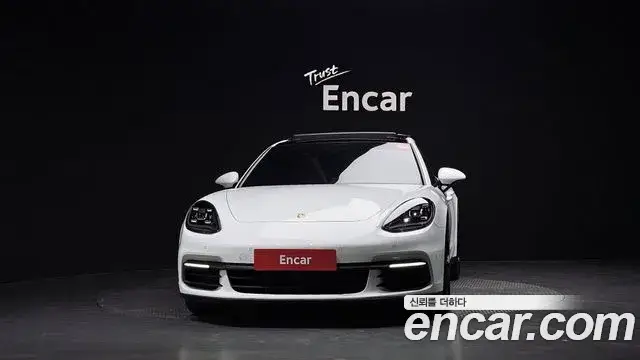 Porsche Panamera, 2018